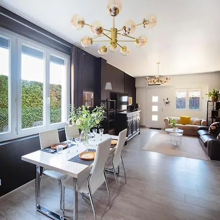 Jolie Maison Sur Orleans, Parking & Climatisation Exterior foto